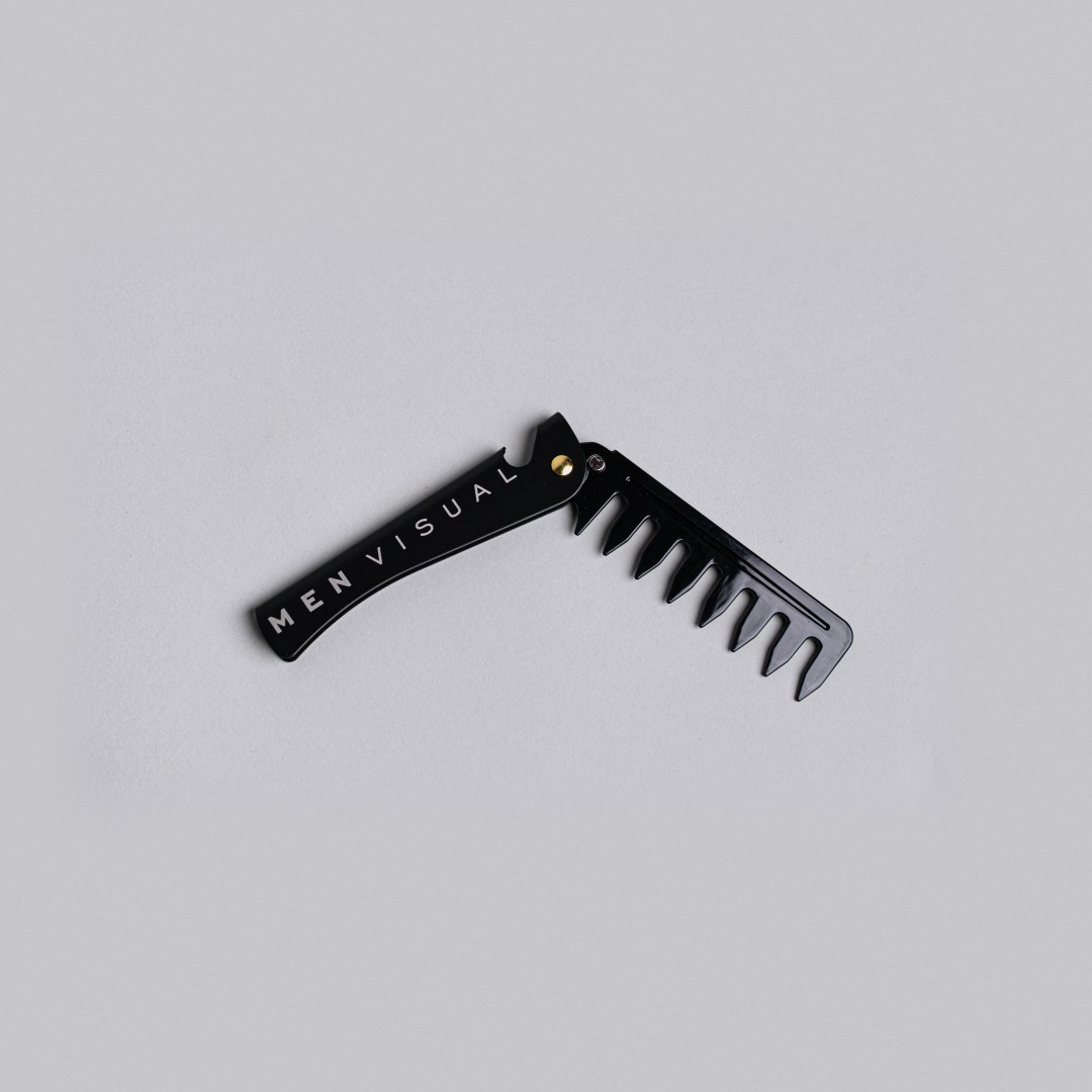 Comb MenVisual